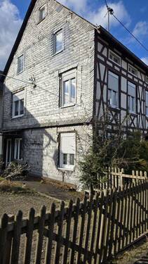 Bild 2 - 5 Zimmer Bauernhaus, Landhaus zum Kaufen in Raversbeuern