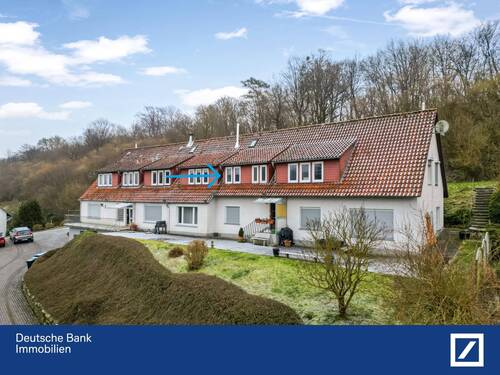 Hausansicht - 3-Zimmer-Dachgeschosswohnung in Polle *Provisionsfrei*