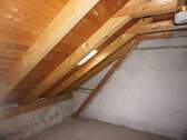 Dachboden mit neuem Dachstuhl - 