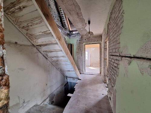 Flur - Einfamilienhaus mit 124,00 m&sup2; in Friedland zum Kaufen