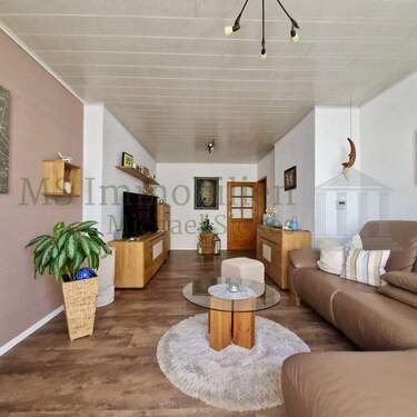 EFH EG Wohnzimmer (1) - 6 Zimmer Einfamilienhaus in Lampertheim