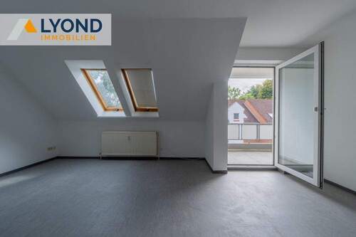 Wohnzimmer(1) - 3 Zimmer Etagenwohnung in Oebisfelde-Weferlingen