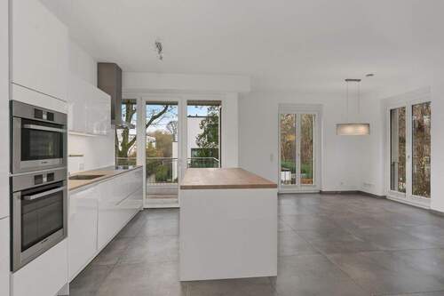 Küche / Wohn- und Esszimmer - 4 Zimmer Etagenwohnung zum Kaufen in Bremen