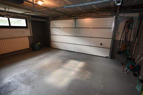 Garage - 