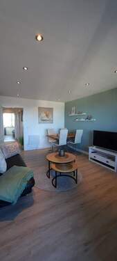 Wohnzimmer m Blick z SZ - 