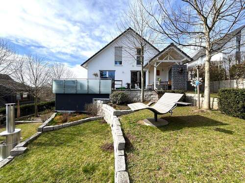 Bild 4 - Einfamilienhaus mit 258,00 m&sup2; in Rohr zum Kaufen