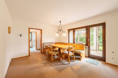 Der_Essbereich - 8 Zimmer Einfamilienhaus zum Kaufen in München
