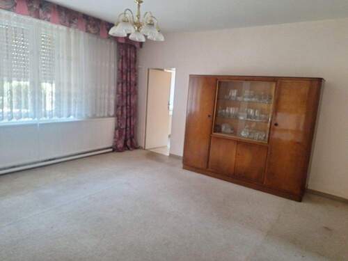 Esszimmer - 9 Zimmer Einfamilienhaus zum Kaufen in Neuzelle