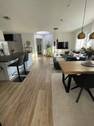 Moderne Wohnküche - Kernsanierte helle 3-Zimmer-Wohnung mit großzügigem Wohn-Essbereich und schönem modernen Bad