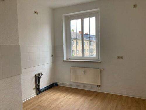 Küche - 3 Zimmer Etagenwohnung in Dessau-Roßlau