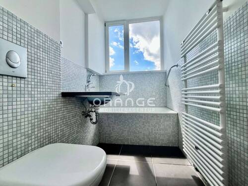Bad mit Badewanne - 