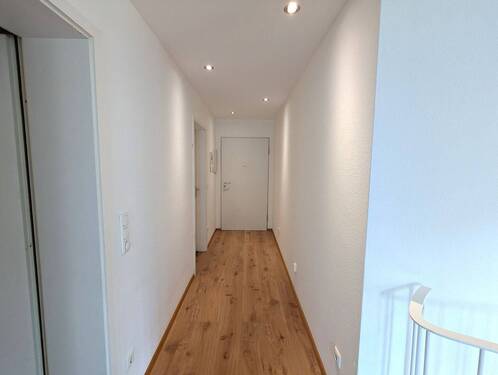 Flur - 4 Zimmer Etagenwohnung in Wartenberg