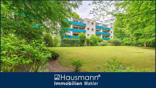 Hausansicht - Helle und moderne Eigentumswohnung mit großem Wohn-Essbereich & Westbalkon in Hamburg-Iserbrook!