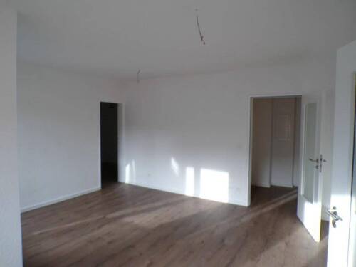 12a Schlafzimmer Blick Richtung vom Fenster - 