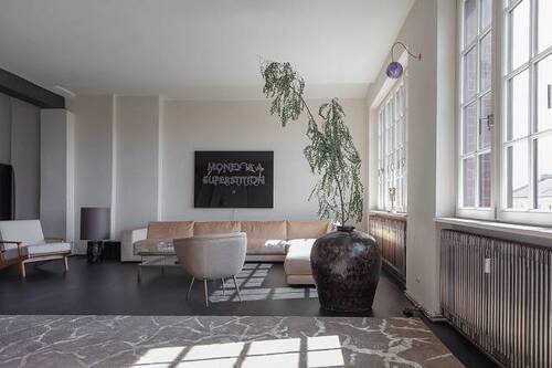 Wohnbereich - 4 Zimmer Etagenwohnung in Berlin