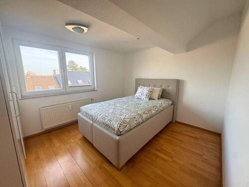 Schlafzimmer - Etagenwohnung mit 60,60 m&sup2; in Mönchengladbach zum Kaufen