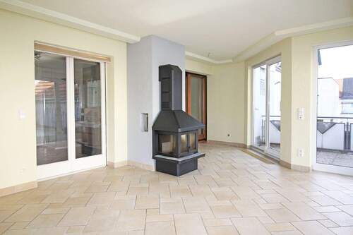 Wintergarten mit Kaminofen / OG - 