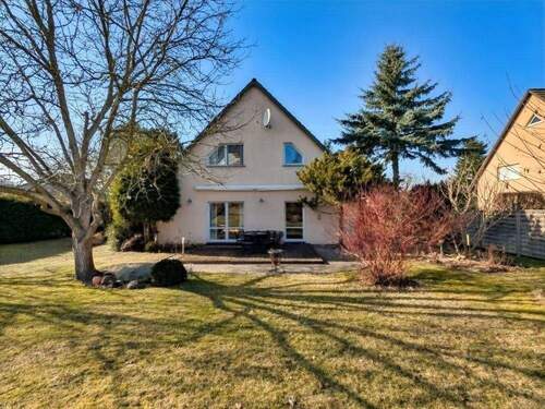 Gartenansicht - 4 Zimmer Einfamilienhaus in Neuzelle