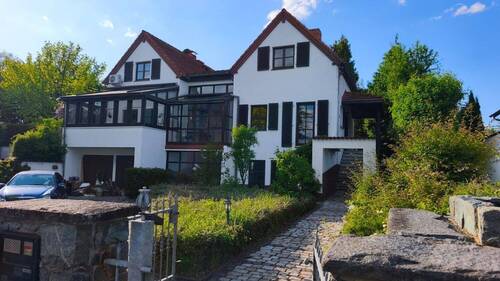 Straßenansicht - Einfamilienhaus mit 227,10 m&sup2; in Ober-Ramstadt zum Kaufen