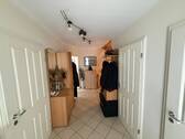 Flur / Eingangsbereich - 