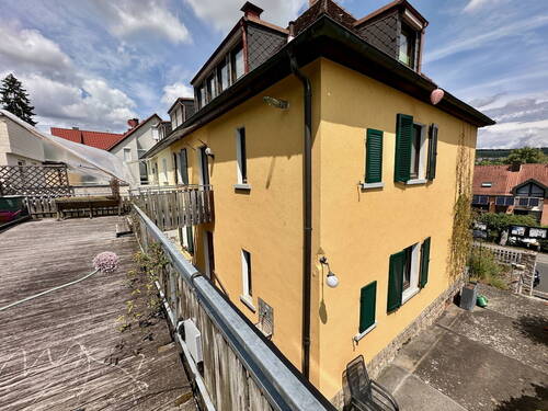 Hausansicht - 7 Zimmer Mehrfamilienhaus, Wohnhaus zum Kaufen in Zell am Main