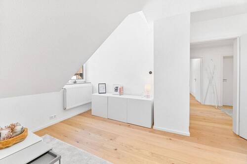 WOHNZIMMER - 