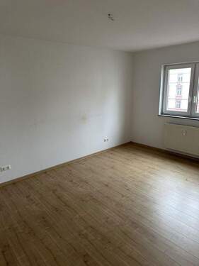 Schlafzimmer1 - 