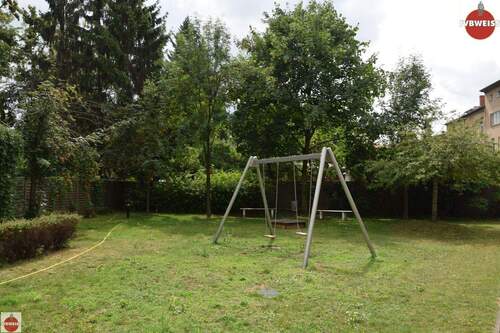 Kinderspielplatz, A1 - 
