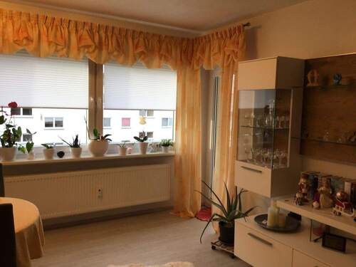 Bild 2 - 3 Zimmer Etagenwohnung zum Kaufen in Heusenstamm