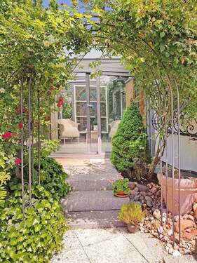 Blick Wintergarten - 5 Zimmer Einfamilienhaus in Schwendi