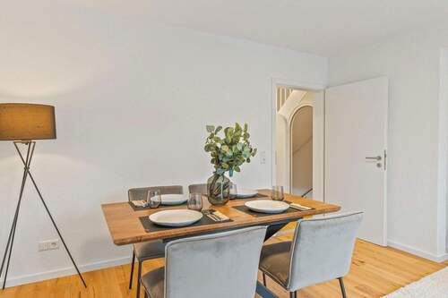 Wohnzimmer - Einfamilienhaus mit 107,00 m&sup2; in Illertissen zum Kaufen