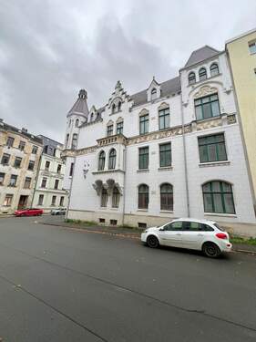 Ansicht Seite - Mehrfamilienhaus, Wohnhaus mit 1,20 m&sup2; in Greiz zum Kaufen