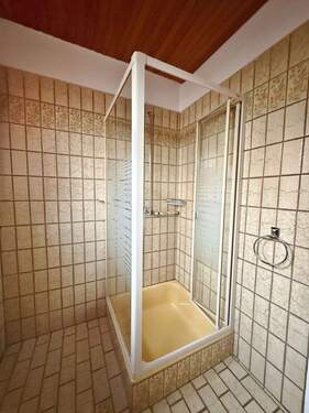 mit Dusche - 