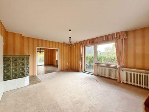 Wohn- und - Einfamilienhaus mit 171,00 m&sup2; in Weyhe zum Kaufen