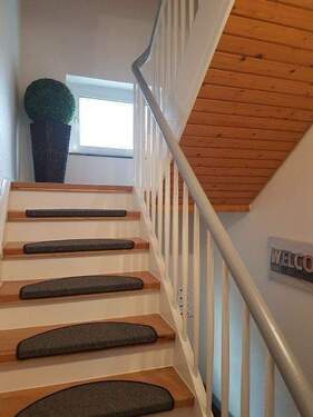 Treppenhaus - Etagenwohnung mit 60,00 m&sup2; in Oberhausen zur Miete