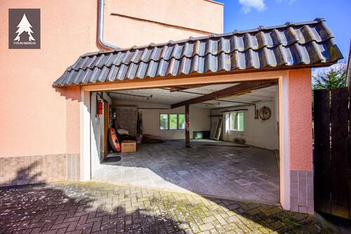 Garage, eine von mehreren - 