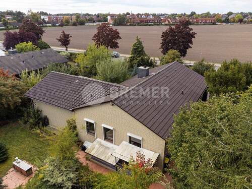 Luftansicht - 5 Zimmer Einfamilienhaus zum Kaufen in Adendorf