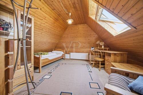 Weiterer Blick in das Dachgeschoss - 