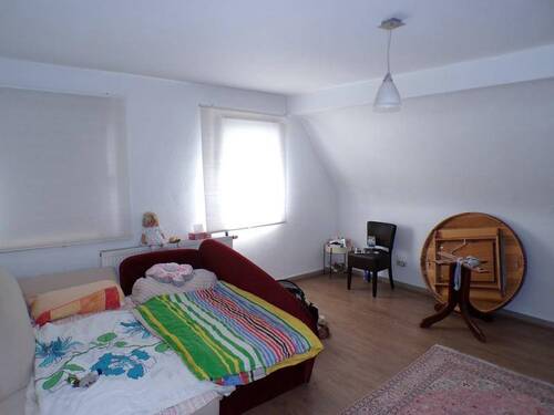 14 I.OG Schlafzimmer 2 - 