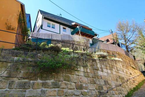 Hausansicht - Charmantes Haus inkl. 2 Ferienwohnungen im Erdgeschoss und Panoramablick über Wehlen