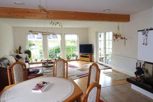 Wohnzimmer Ansicht 3 - Bungalow mit 140,00 m² in Mönchengladbach zum Kaufen