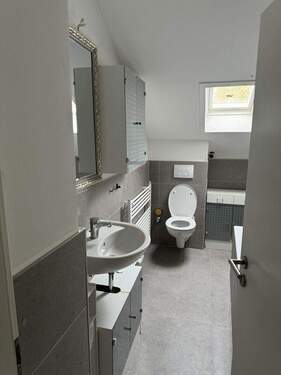 Badezimmer - Etagenwohnung mit 70,00 m² in Mannheim zur Miete