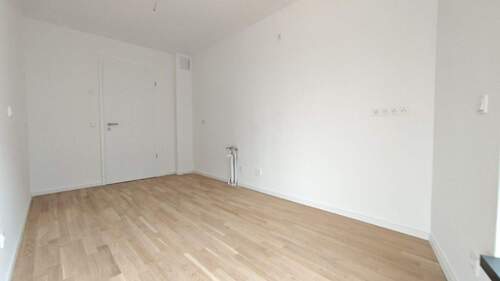 halboffene Küche - 4 Zimmer Etagenwohnung in Radebeul