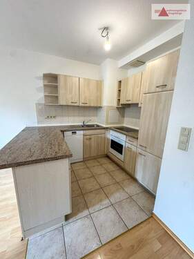 Küchenbereich - Etagenwohnung mit 64,40 m&sup2; in Aue zur Miete