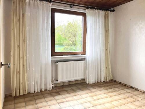 weiteres Zimmer (EG) - 