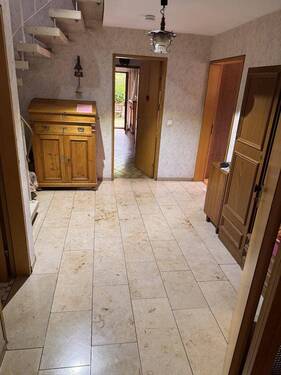 Hauseingang zum Haupthaus - 1 Zimmer Einfamilienhaus in Münsingen-Bichishausen