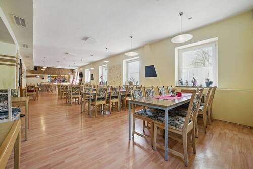 Restaurant - 