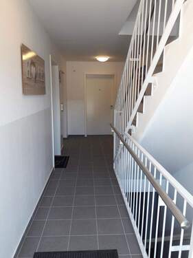 Treppenhaus - Etagenwohnung mit 96,70 m&sup2; in Tornesch zur Miete