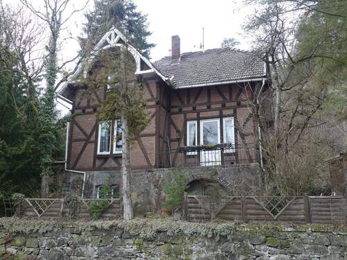 Vorderseite - Provisionsfrei für Ersteher - Wohnhaus in Herborn - Zwangsversteigerung!