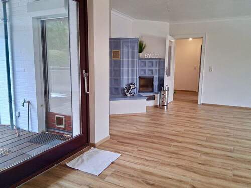 Fußbodenheizung - 7 Zimmer Mehrfamilienhaus, Wohnhaus zum Kaufen in Hamburg